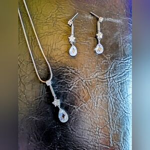 Brilliant silver tone and crystal bridal/bridesmaids jewelry set
